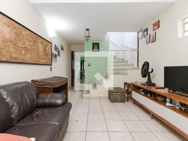 Casa aluguel em Região Imediata de São Paulo, Região Metropolitana de São Paulo