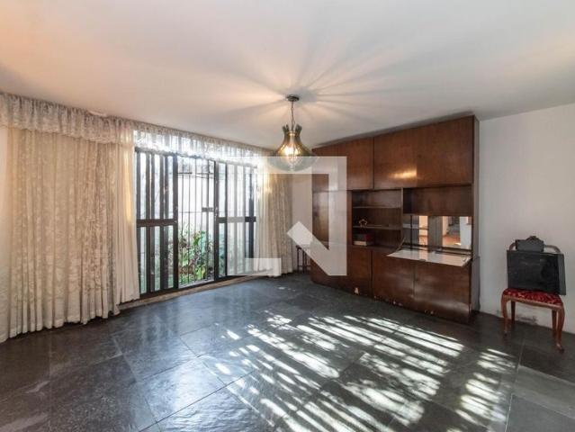 Casa aluguel em Região Imediata de São Paulo, Região Metropolitana de São Paulo