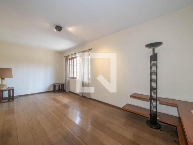 Casa aluguel em Itaim Bibi, Biritiba-Mirim