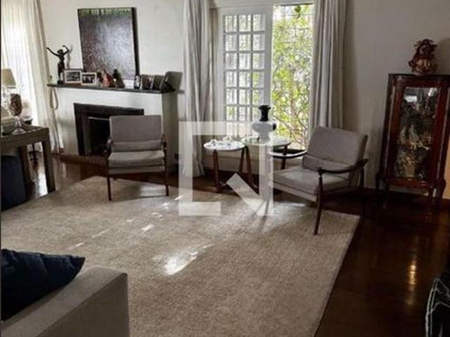 Casa aluguel em Região Imediata de São Paulo, Região Metropolitana de São Paulo