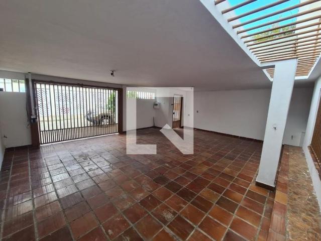 Casa aluguel em Região Imediata de São Paulo, Região Metropolitana de São Paulo