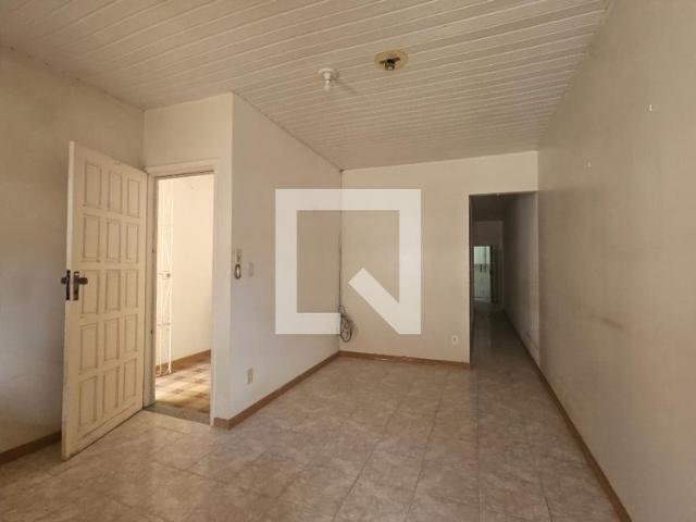 Casa aluguel em Região Geográfica Imediata de Salvador, Região Metropolitana de Salvador