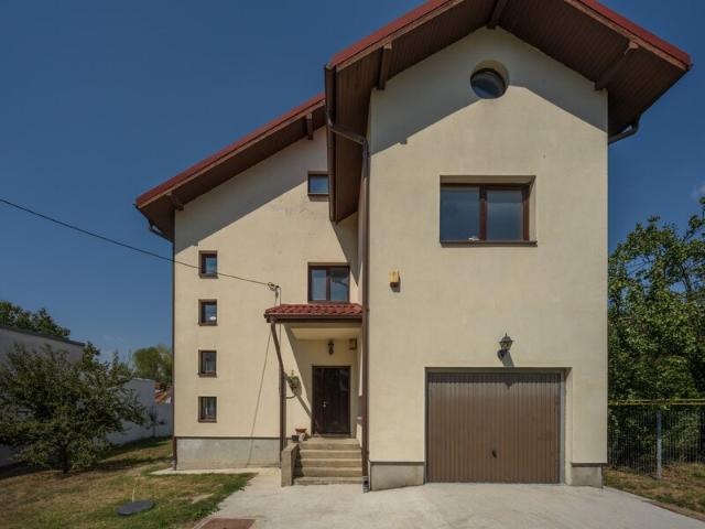 Casă vânzări în București