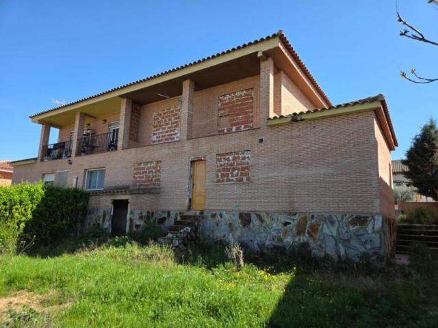 Casa en venta en Burguillos De Toledo