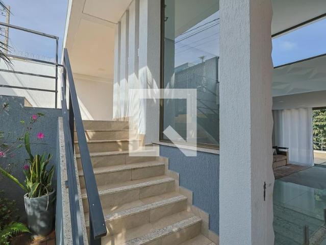 Casa aluguel em Região Geográfica Imediata de Belo Horizonte, Região Metropolitana de Belo Horizonte