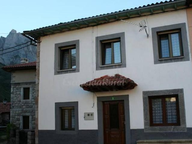 Casa en alquiler en Posada de Valdeón, León