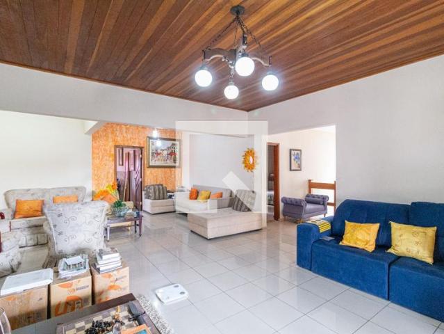 Casa aluguel em Região Imediata de São Paulo, Região Metropolitana de São Paulo