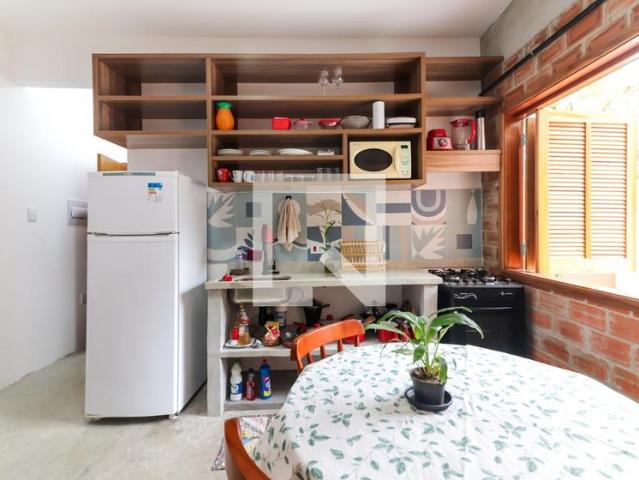 Casa aluguel em Biritiba-Mirim, São Paulo