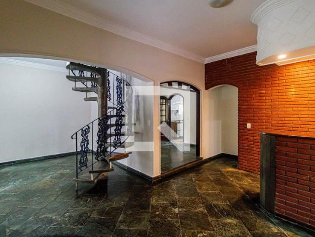 Casa aluguel em Região Imediata de São Paulo, Região Metropolitana de São Paulo