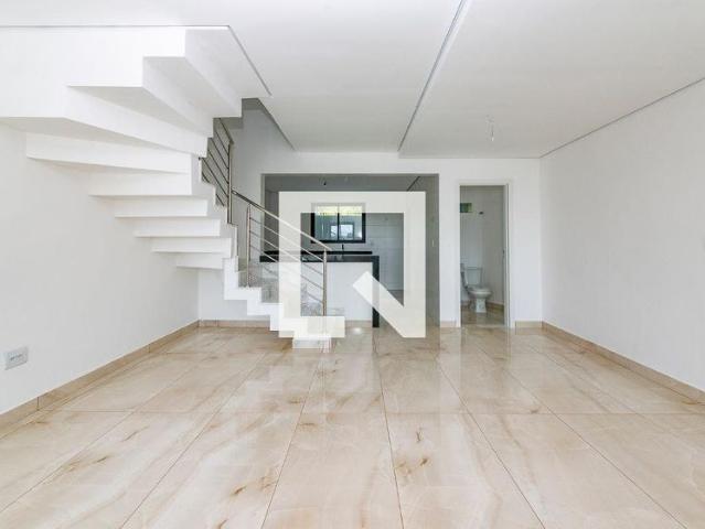 Casa aluguel em Cabral, Contagem