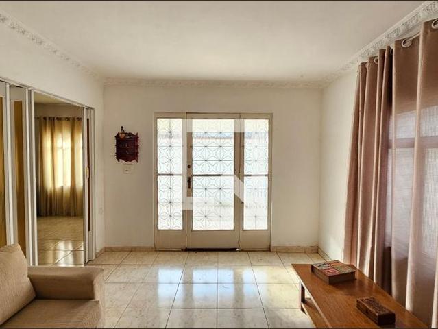 Casa aluguel em Região Geográfica Imediata do Rio de Janeiro, Região Metropolitana do Rio de Janeiro