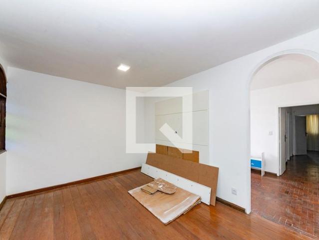 Casa aluguel em Região Geográfica Imediata de Belo Horizonte, Região Metropolitana de Belo Horizonte