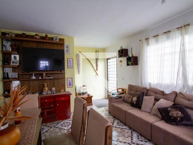 Casa aluguel em Curitiba, Cajuru