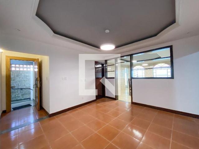 Casa aluguel em Região Geográfica Imediata de Belo Horizonte, Região Metropolitana de Belo Horizonte