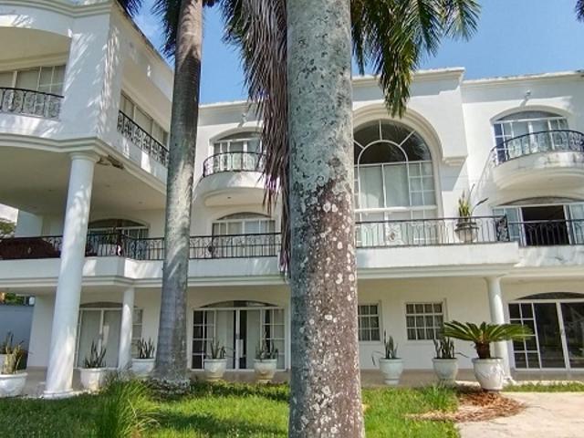 Casa en arriendo en Barrio Pance, Cali