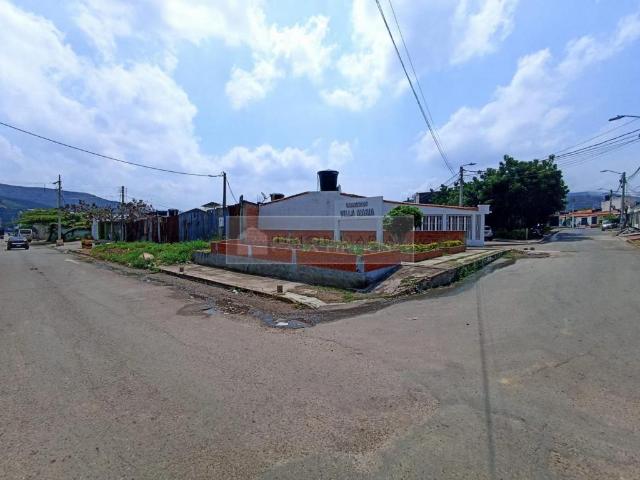 Casa en arriendo en Chaparral, Los Patios