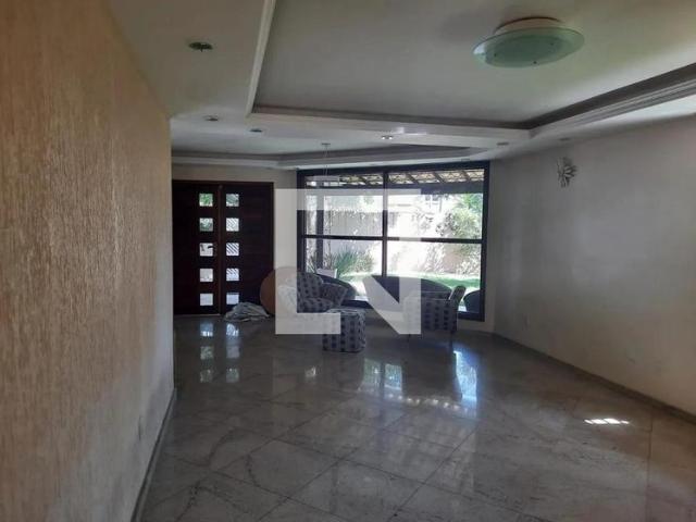 Casa aluguel em Camboinhas, Niterói