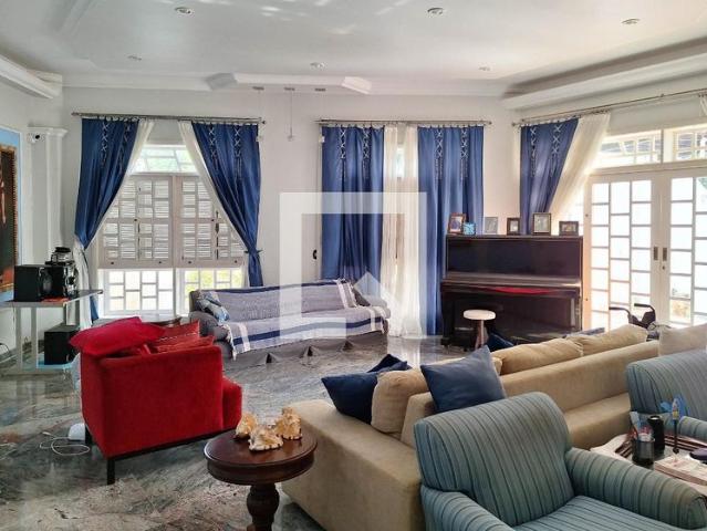 Casa aluguel em Camboinhas, Niterói