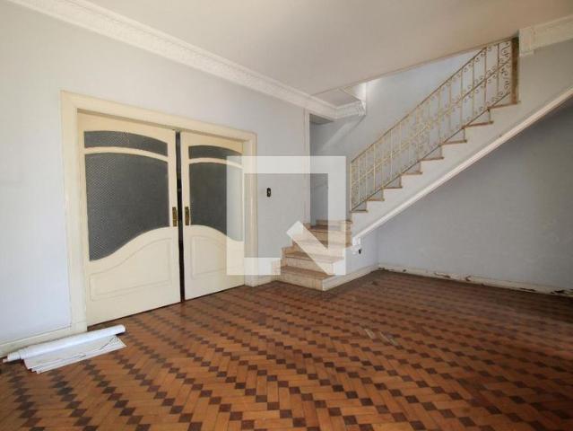 Casa aluguel em Região Imediata de São Paulo, Região Metropolitana de São Paulo
