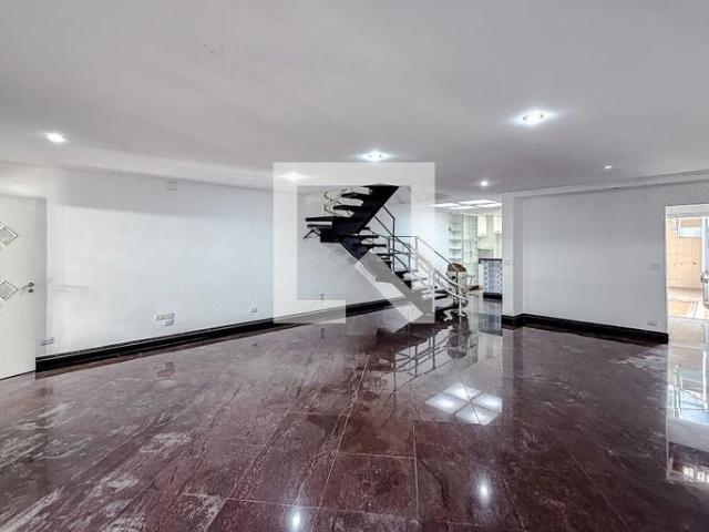 Casa aluguel em Região Imediata de São Paulo, Região Metropolitana de São Paulo