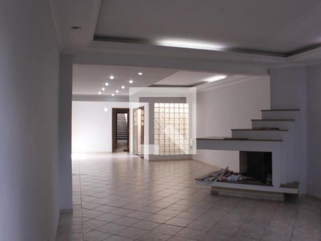 Casa aluguel em Região Imediata de São Paulo, Região Metropolitana de São Paulo