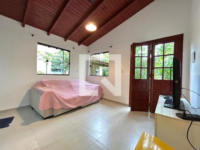 Casa aluguel em Região Geográfica Imediata de Florianópolis, Desterro