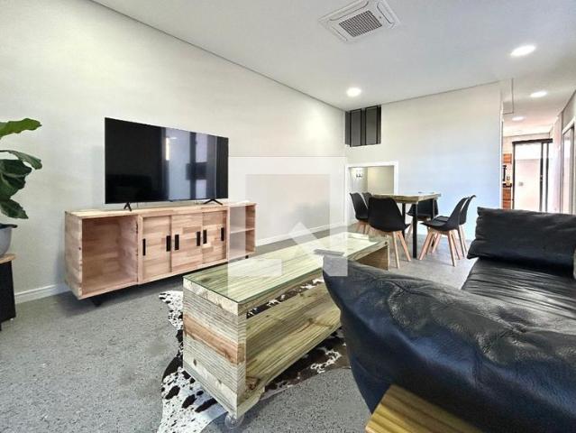 Casa aluguel em Região Geográfica Imediata de Florianópolis, Desterro