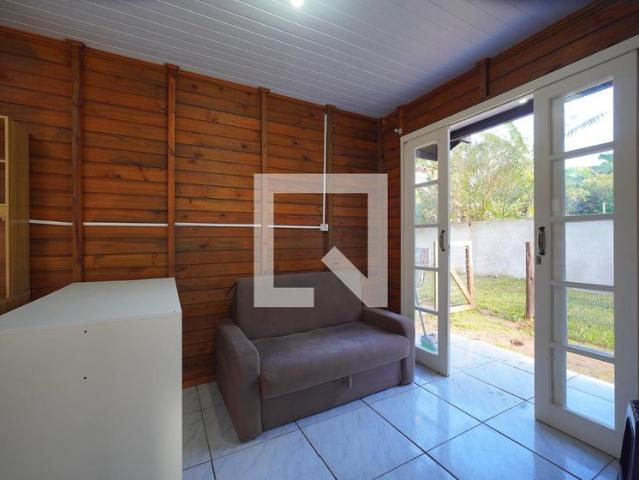 Casa aluguel em Região Geográfica Imediata de Florianópolis, Desterro