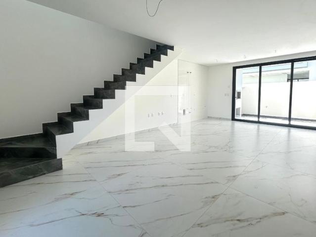 Casa aluguel em Região Geográfica Imediata de Florianópolis, Desterro