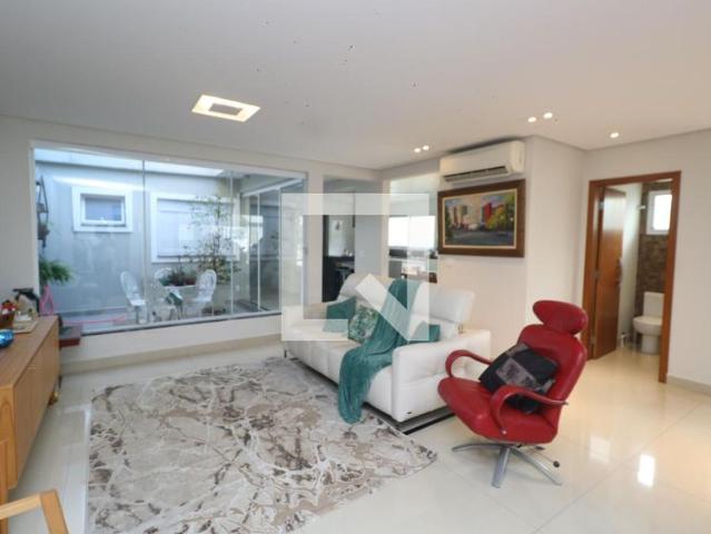 Casa aluguel em Região Imediata de São Paulo, Região Metropolitana de São Paulo