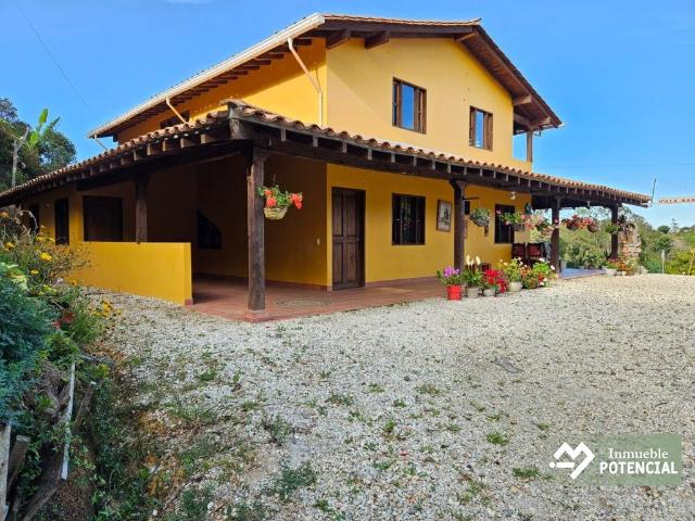 Casa en arriendo en Antioquia, Ríonegro