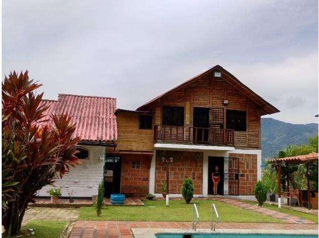 Casa en arriendo en Antioquia, Cocorná
