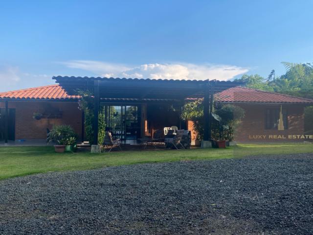 Casa en arriendo en Sur, Yumbo