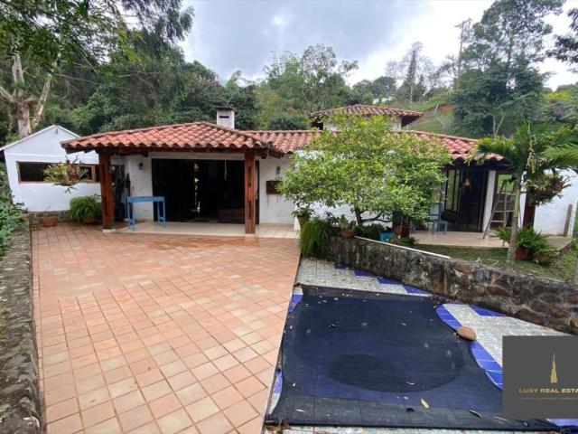 Casa en arriendo en Sur, Yumbo