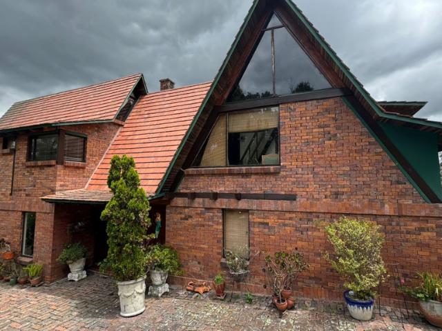 Casa Campestre En Arriendo En Chia En Altos De Yerbabuena A278667