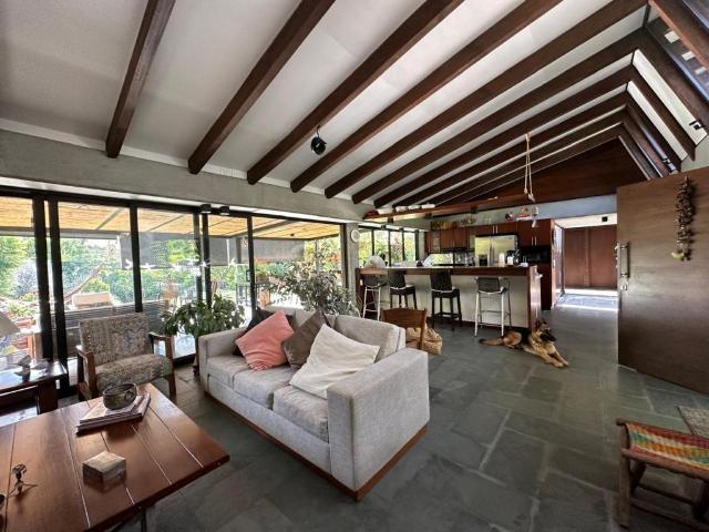 Casa Campestre En Arriendo En El Carmen De Viboral A156425