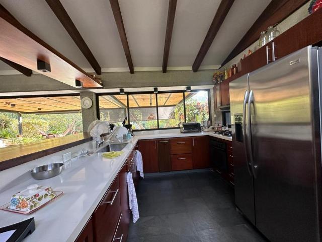 Casa Campestre En Arriendo En El Carmen De Viboral A156425