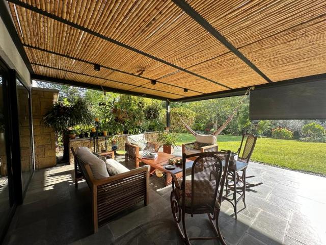 Casa Campestre En Arriendo En El Carmen De Viboral A156425