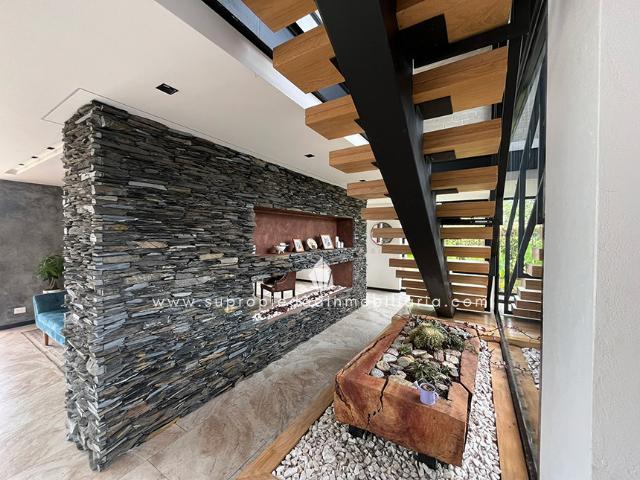 Casa Campestre En Arriendo En El Carmen De Viboral En Valle Del Este A276516