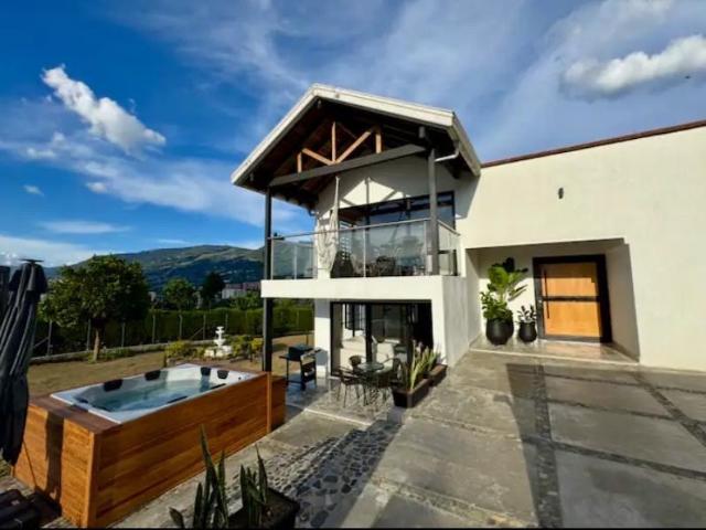 Casa en arriendo en Las Palmas, Barranquilla