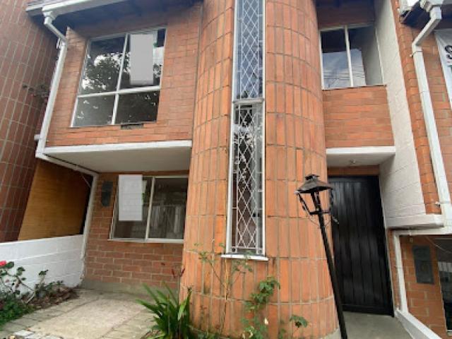 Casa Campestre En Arriendo En La Estrella A71602