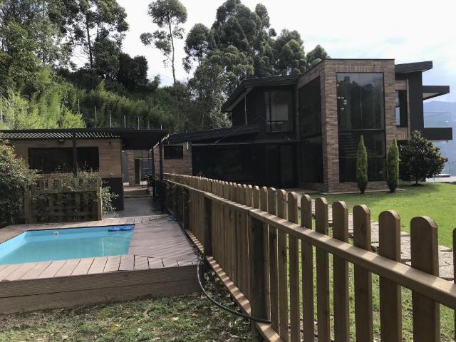 Casa Campestre En Arriendo En La Estrella En. A216819