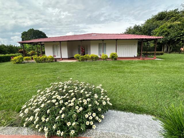 Casa Campestre En Arriendo En La Tebaida A139016