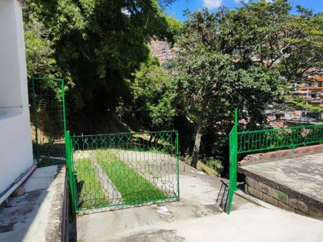 Casa Campestre En Arriendo En Medellin A152129