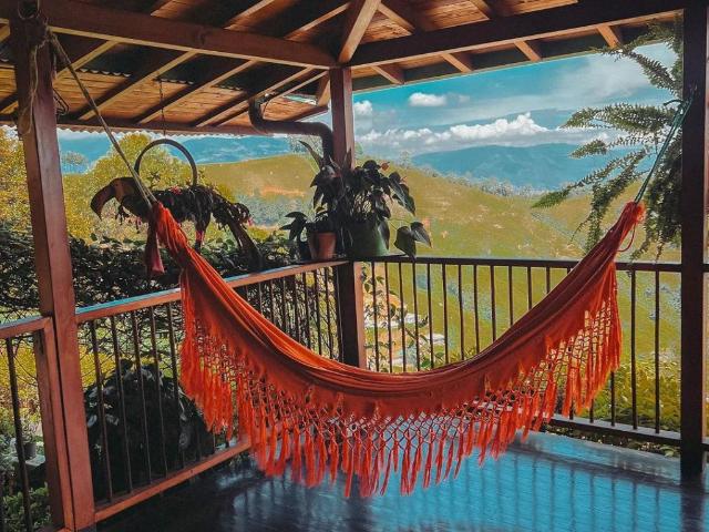 Casa Campestre En Arriendo En Medellin En Belen Altavista A119083