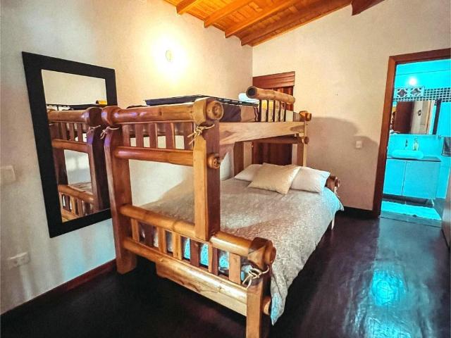 Casa Campestre En Arriendo En Medellin En Belen Altavista A119083