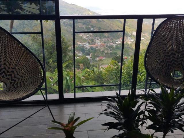 Casa Campestre En Arriendo En Medellin En Belen Altavista A119083