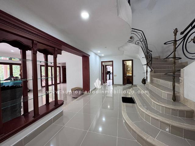 Casa Campestre En Arriendo En Medellin En Los Balsos A245522