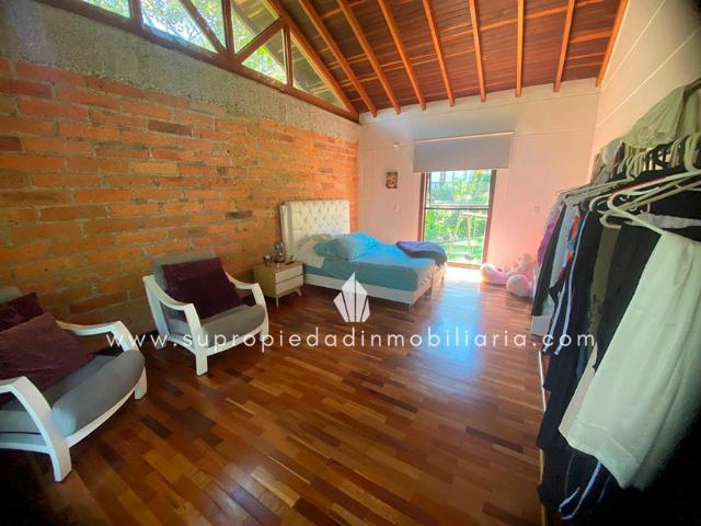 Casa Campestre En Arriendo En Sabaneta En La Doctora A315101
