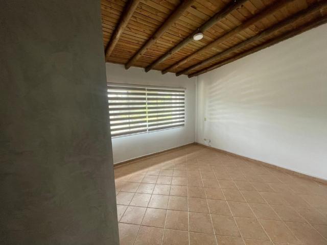 Casa Campestre En Arriendo En Sabaneta En Las Brisas A120461